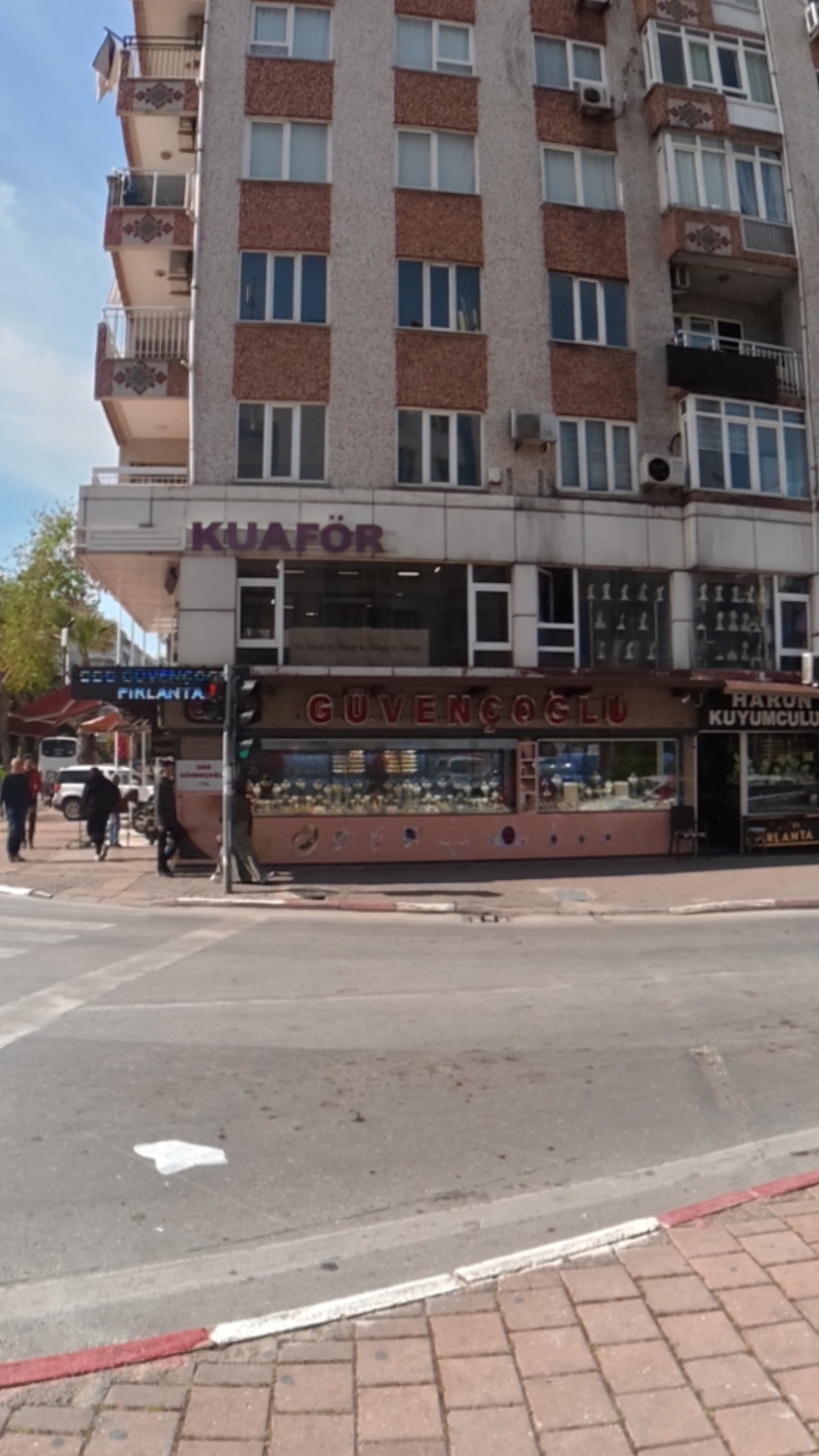 Güvençoğlu Mücevherat