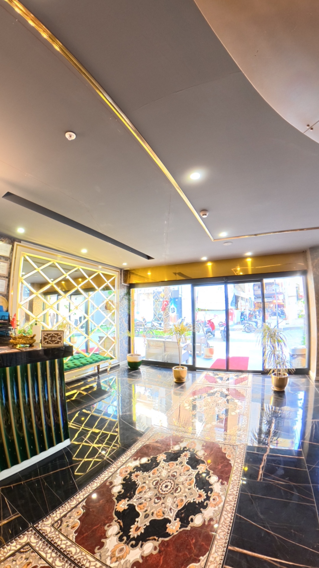 MŞE Golden Lux Hotel